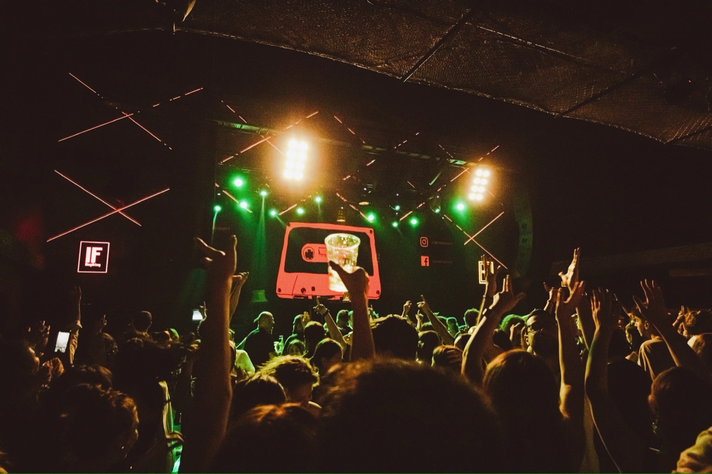 Crowd with hands in the air at a Turkish Pop Night